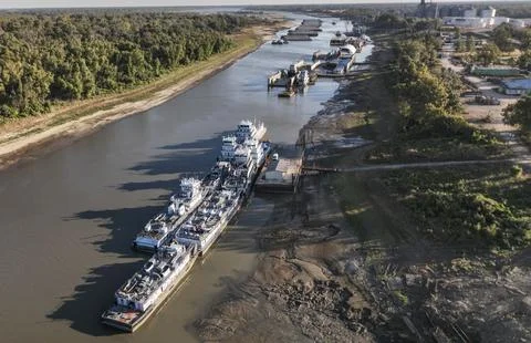 Low river levels affect global shipping of grains and coal, Greenville, USA - 22 Stock Photos