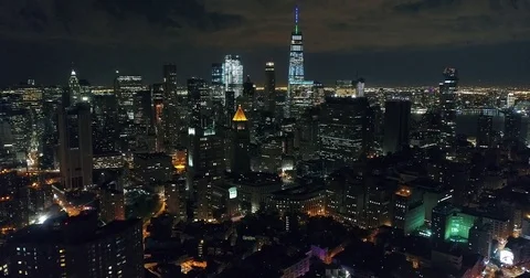 Lower Manhattan lights expansive diagonal aerial view in New York City Vídeos de archivo 76969025