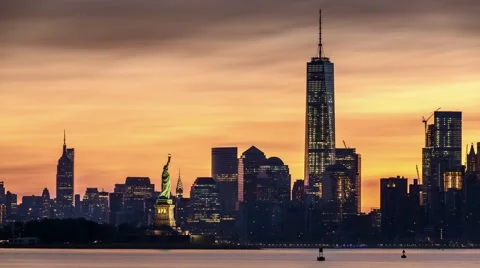 Lower Manhattan at sunrise Video stock 55186116