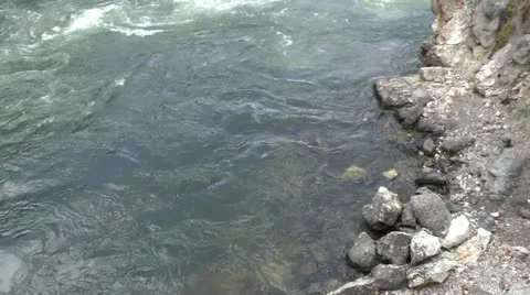 Lower Yellowstone Falls tilt down Stock Footage 21626352