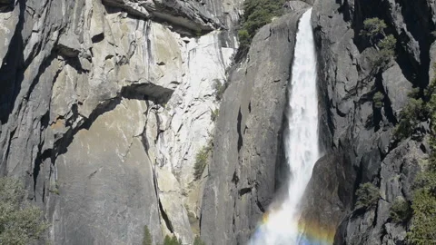 Lower Yosemite Falls 動画素材 122602954