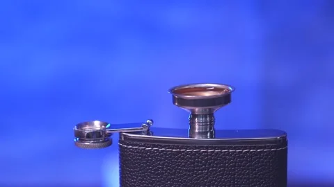 Lowering the alcohol level in the funnel Video stock 304344180