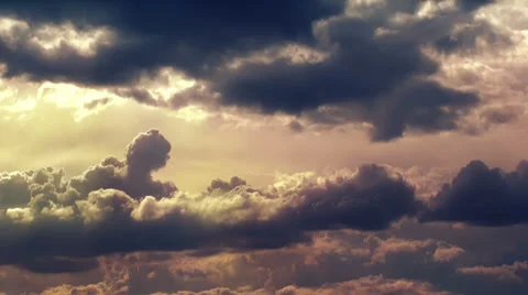 Lowering clouds in Time Lapse. HD 1080. Stock-Footage 27700096