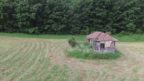 Lowering the old abandoned house Stock-Footage 111323632