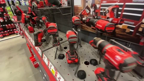 Lowe's Home Improvement Store - Pan of Craftsman Power Tools Vídeos de archivo 138904877