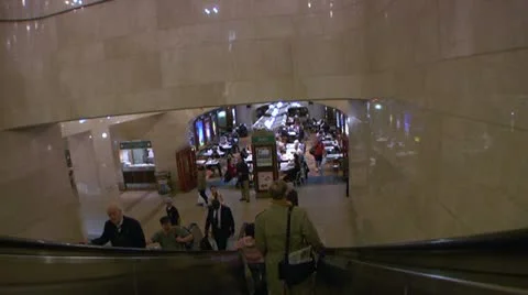 LP GrandCentral 32 Video stock 21456216