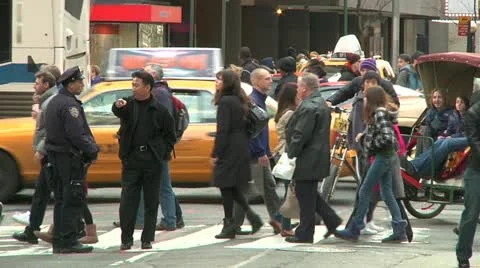 LP NYcrowd 05 Video stock 21762968