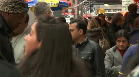 LP NYcrowd 09 Video stock 21778165