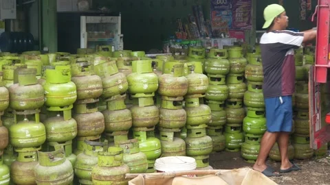 LPG gas cylinder Stock Footage 310248613