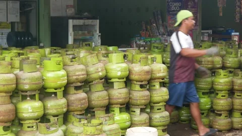 LPG gas cylinder Stock Footage 310248618