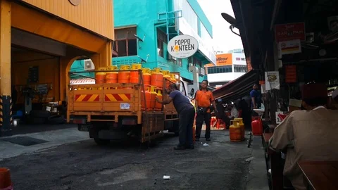 LPG worker Vidéo 107464922