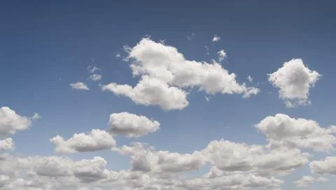 LPuffy Clouds Sky Replacement 24-70mm Lens Stock Photos