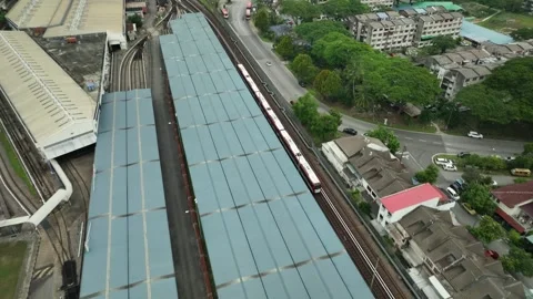 LRT Train and Station amidst Urban City Landscape Stockbeeldmateriaal 337332126