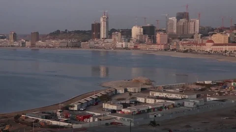 Luanda downtown - Angola Stockbeeldmateriaal 75456821