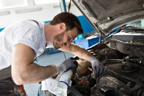 Lubricates the screws Stock-Fotos