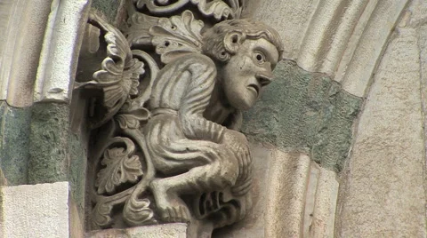 Lucca cathedral gargoyle 스톡 동영상 3980199