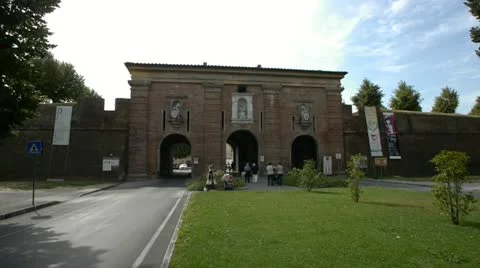 Lucca old gate 1 스톡 동영상 12382598