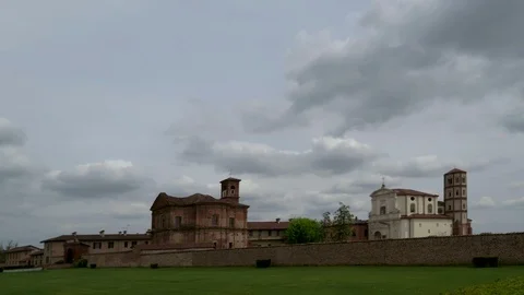 Lucedio Abbey (Vercelli) Timelapse in a Cloudy Cold Day Vídeos de archivo 90788194