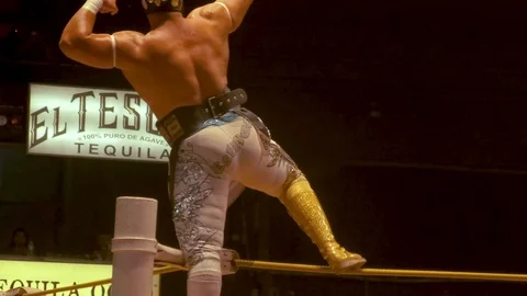 Luchador in Lucha Libre 動画素材 122717081