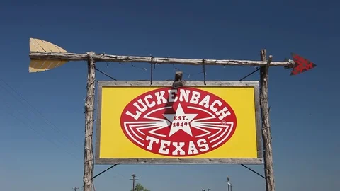 Luckenbach Texas Sign Stockbeeldmateriaal 76868047