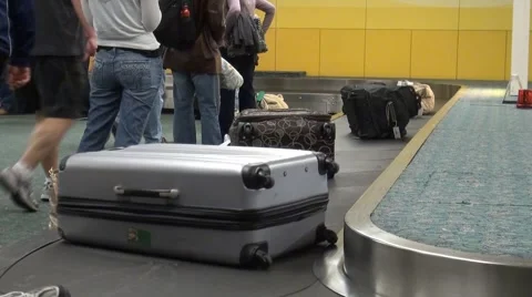 Luggage on carousel Stock Footage 1264048