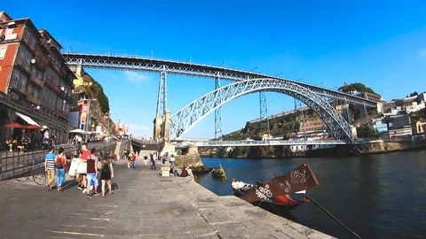 LUIS I BRIDGE WITH TOURISTS Stock Footage 95093740