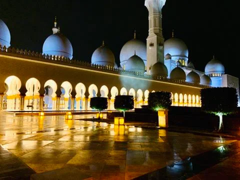 Lunar cycle lightning in Sheikh Zayed Grand Mosque Stock Photos