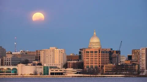 Lunar Eclipse Skyline Stock-Fotos