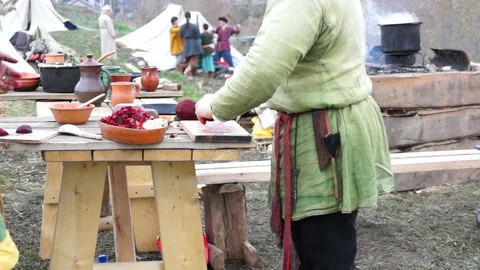 Lunch Knight. 動画素材 111150666