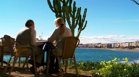 Lunch on a Spanish beach Vidéo 21243081