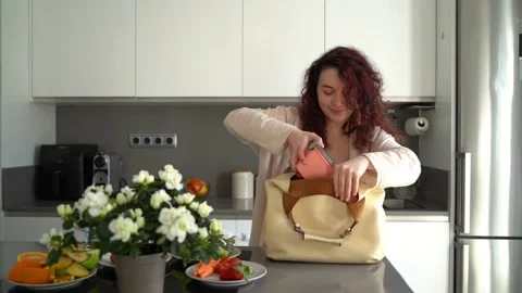 Lunchbox bag food container Vídeo Stock 240573403