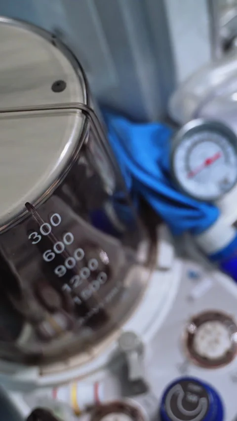 Lung ventilation machine. Anaesthesia machine ventilator in the hospital. Stock Footage 270460739