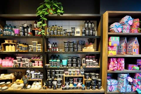Lush Cosmetics store Stock Photos