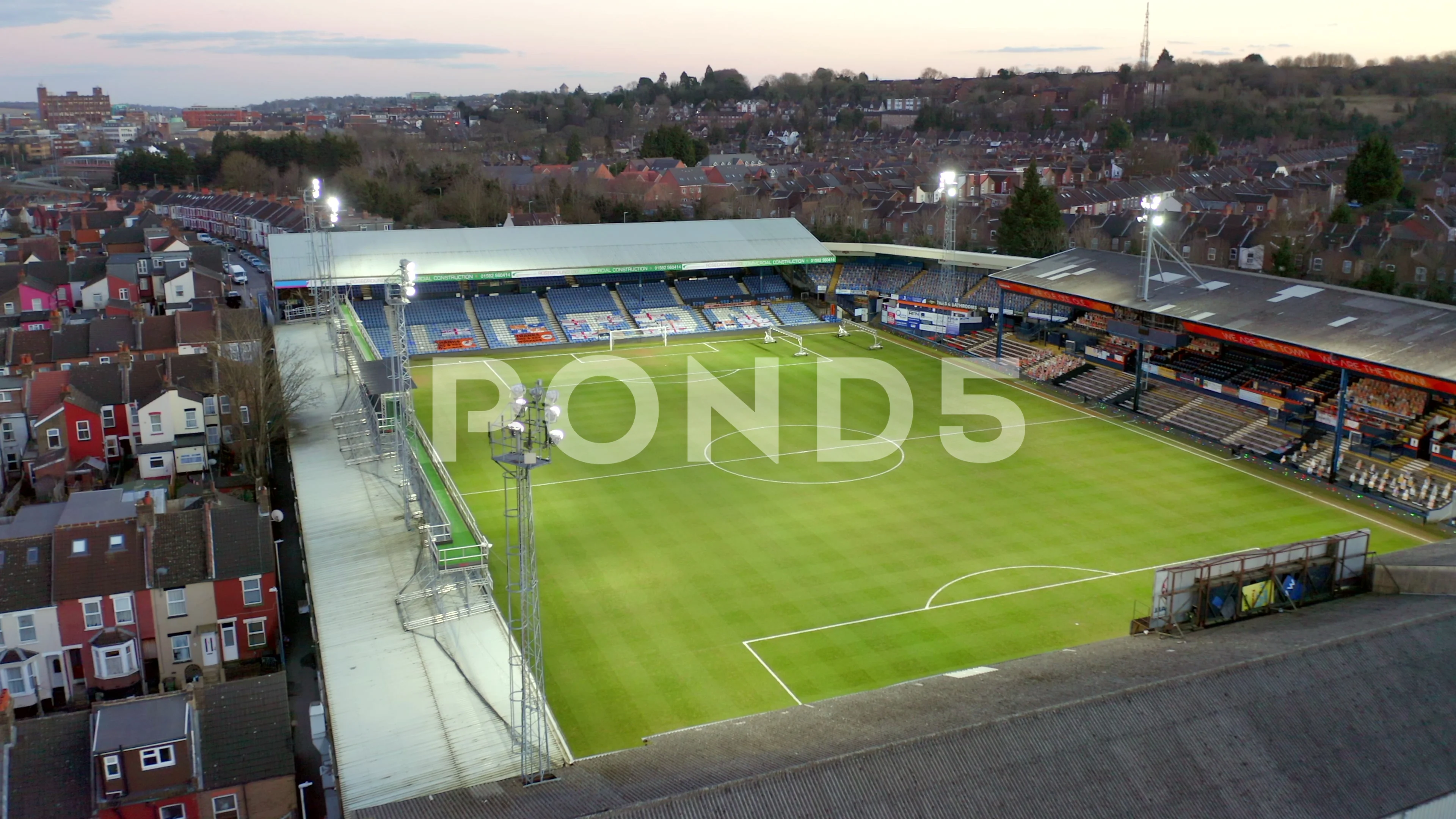 Luton Town - Estádio - Kenilworth Road