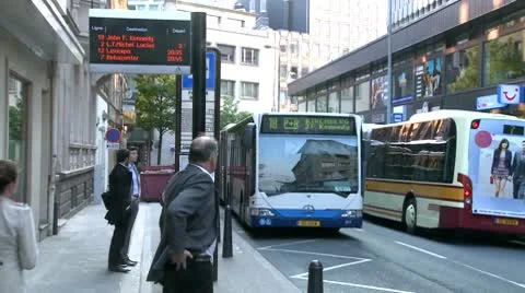 Luxembourg, traffic Vídeo Stock 10710150