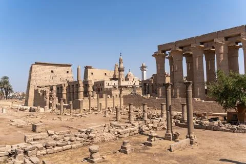 Luxor temple exploring ancient egyptian architecture history Stockfoto's