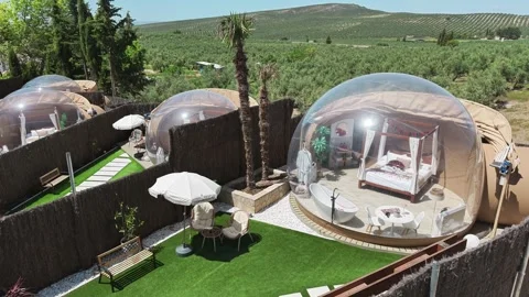 Luxury bubble hotel resort in Cazorla, Spain surrounded by olive groves and Vidéo 336221134
