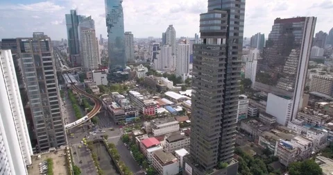 Luxury Condominiums in Silom District, Central Bangkok, Aerial Approach Shot 스톡 동영상 76468043