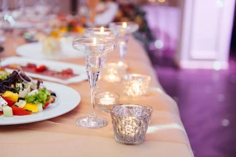 Luxury, elegant wedding reception table arrangement, floral centerpiece Foto stock