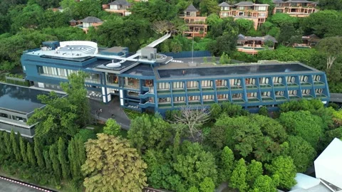 Luxury hotel with a rooftop pool. Drone video. Video stock 295411052
