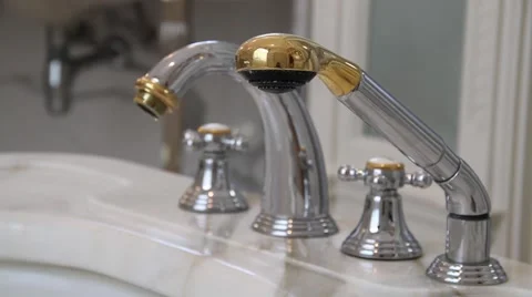 Luxury marble bath with silver and gold elements 스톡 동영상 62232634