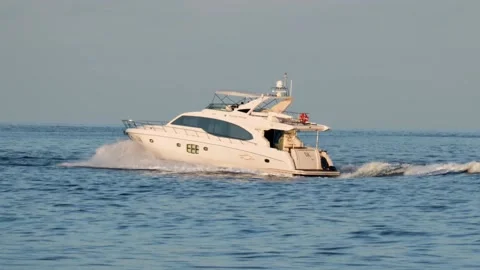 Luxury speed boat Stock Footage 138990822