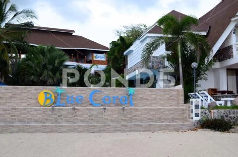 Luxury Tropical Beach Resort House At White Sand Beach
