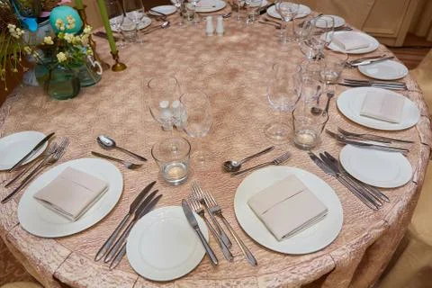 The luxury wedding reception dinner table setup Stockfoto's