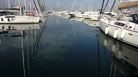 Luxury yachts 库存影片 24640534