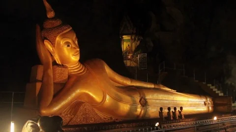 Lying Buddha statue Video stock 73013244