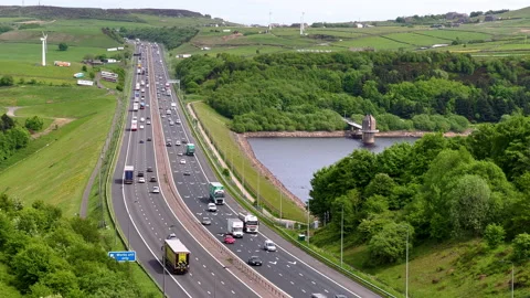 M62 Motorway Stockbeeldmateriaal 196279353