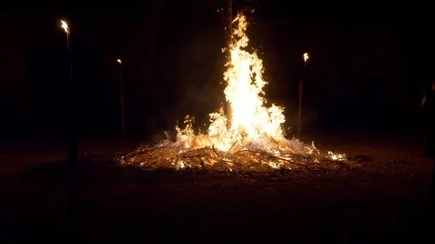 Macabre Dance Witch Bonfire Slow Motion Stock-Footage 124690272