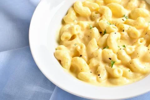 Macaroni and cheese Stock Photos