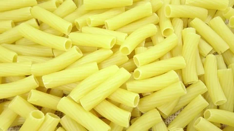 Macaroni  Pasta Closeup - Rotating Vidéo 92448783